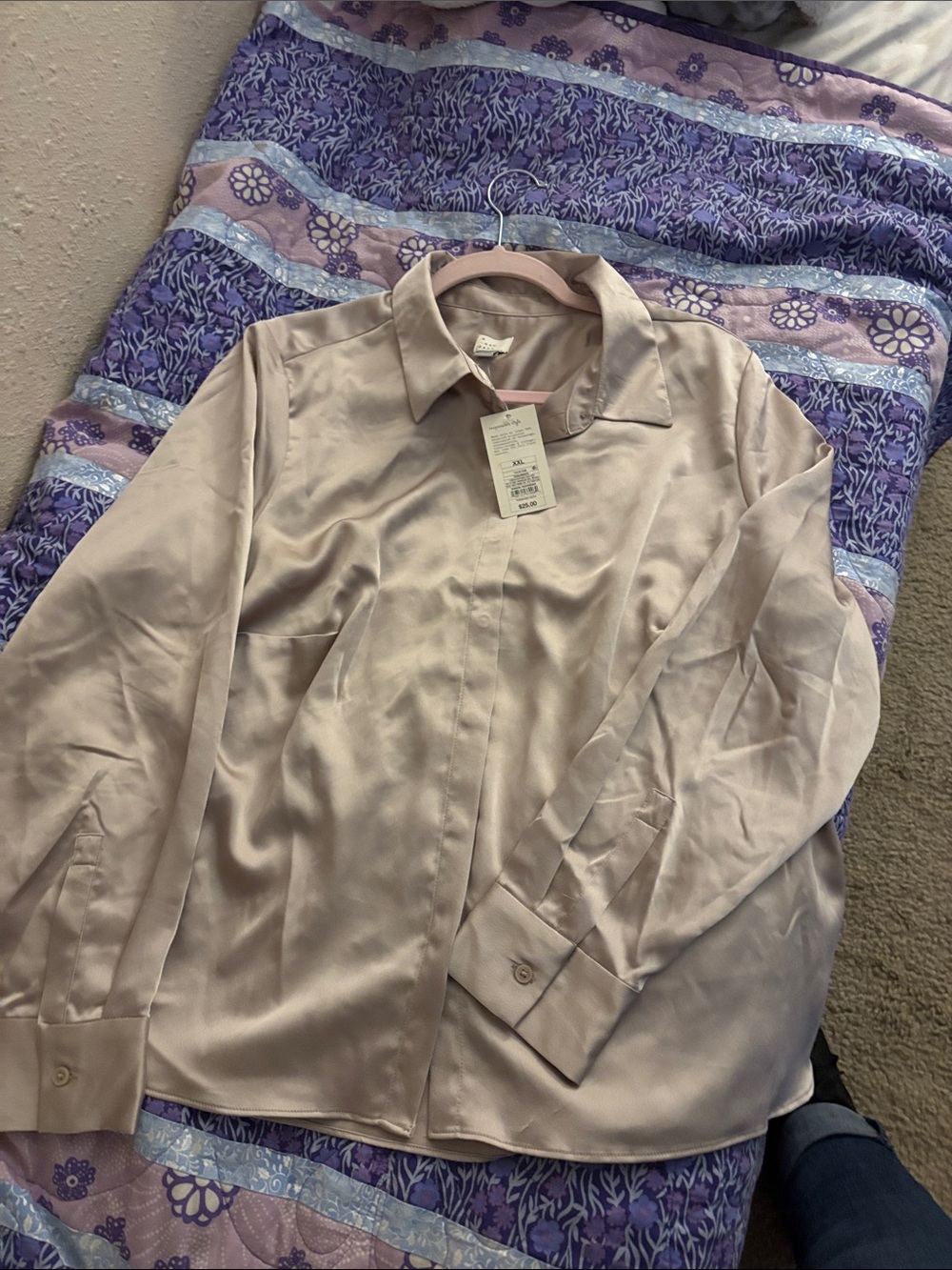 a new day Satin-Look Men's Dress Shirt in Light Taupe